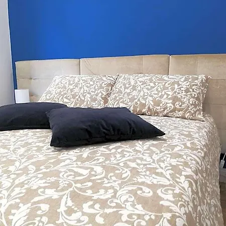 Belvedere 75 Bed & Breakfast 4*
